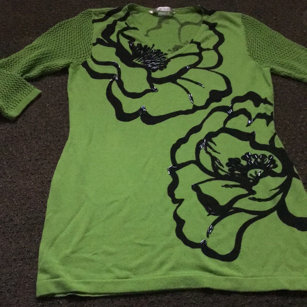 Women's Peter Nygard sweater size small